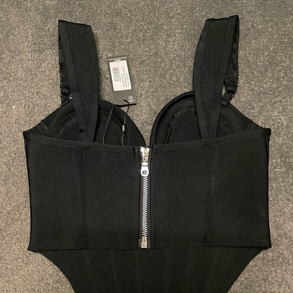 Prettylittlething Women's Black Bandage Dip Hem Bust Cup Corse - BLACK - Picture 3 of 4